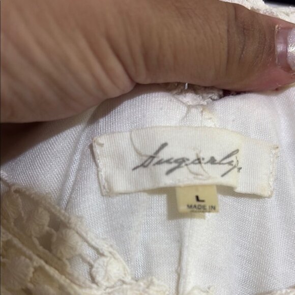 Sugar lips size large Cream Lace V-Neck Dress - Picture 2 of 10